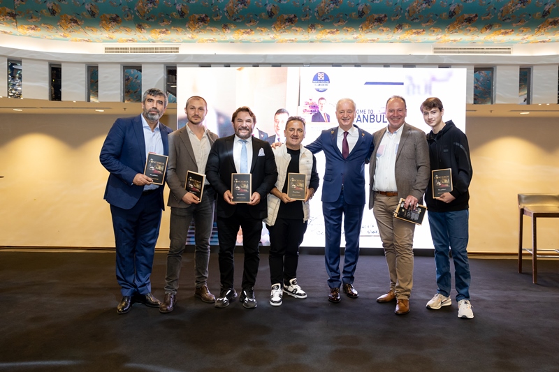 Adnan Öner  ‘The Concıerge Adnan Öner’ Kitabını 33 Yıldır Hizmet Verdiği Swıssôtel The Bosphorus’ta Tanıttı  Adnan Öner  ‘The Concıerge Adnan Öner’ Kitabını 33 Yıldır Hizmet Verdiği Swıssôtel The Bosphorus’ta Tanıttı